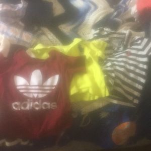 Baby’s clothes ranging from 6months-9months